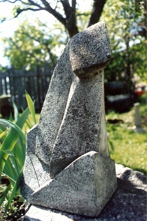 Sitting Form. Concrete. H 25 cm.  1976