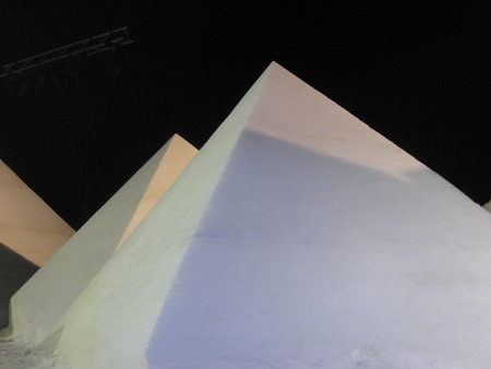 Pyramids Berlin 09