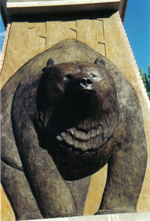 Revelstoke Bears. Concrete cast and fabricated.h.3 m. 2002.
